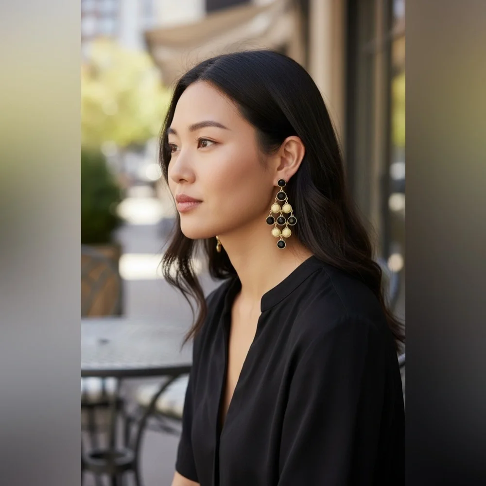 $5 for $25-Catherine’s Elegant Gold and Black Dangle Earrings - Picture 1 of 2